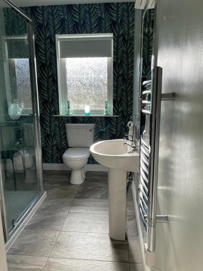 No2 At Rosebank Apartments Moville Exterior photo